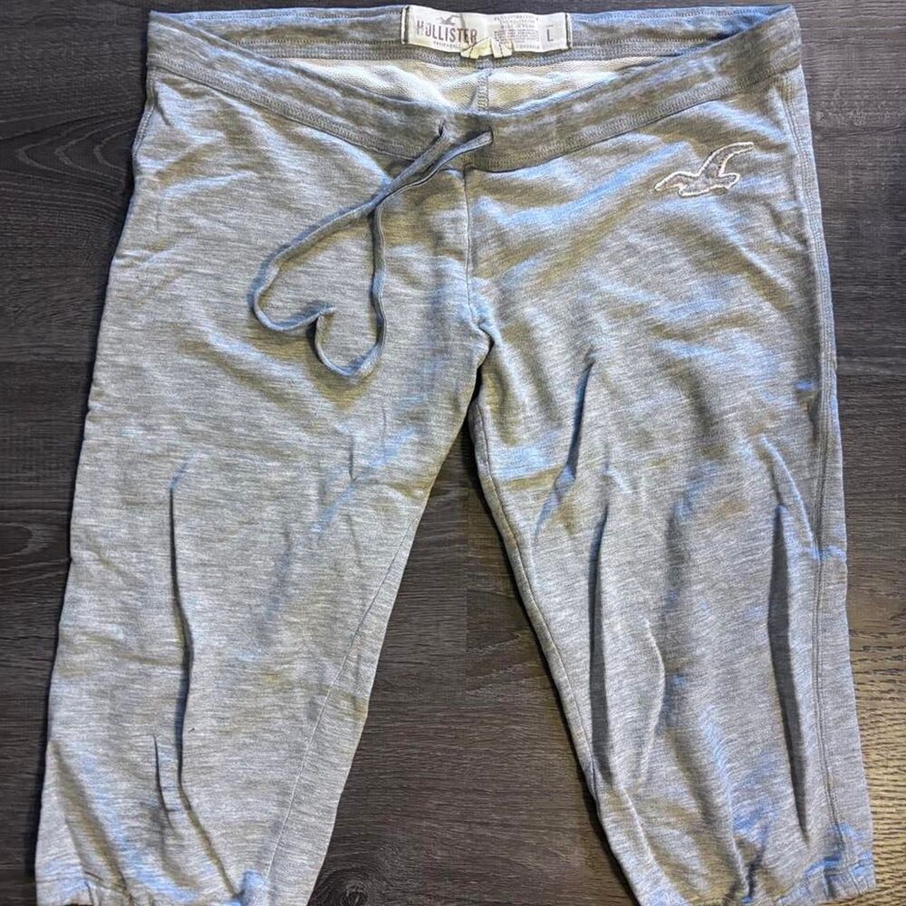 Hollister-co Women's Grey Joggers-tracksuits